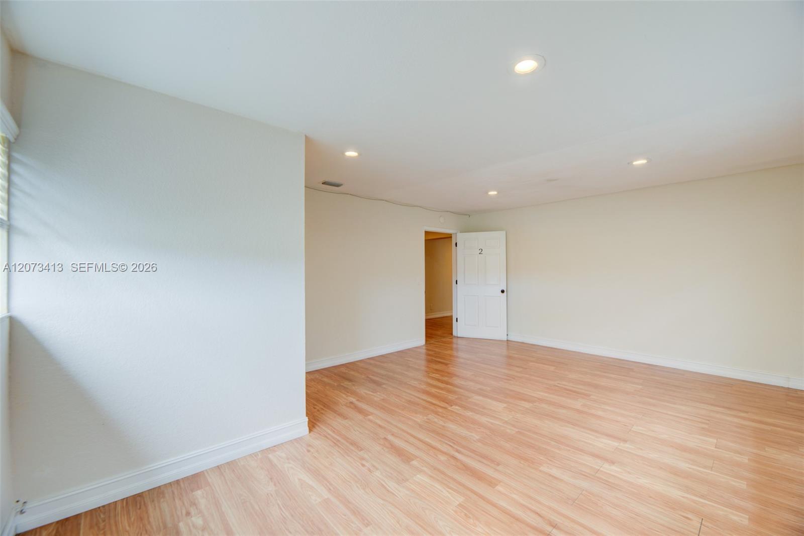 359 10th Street