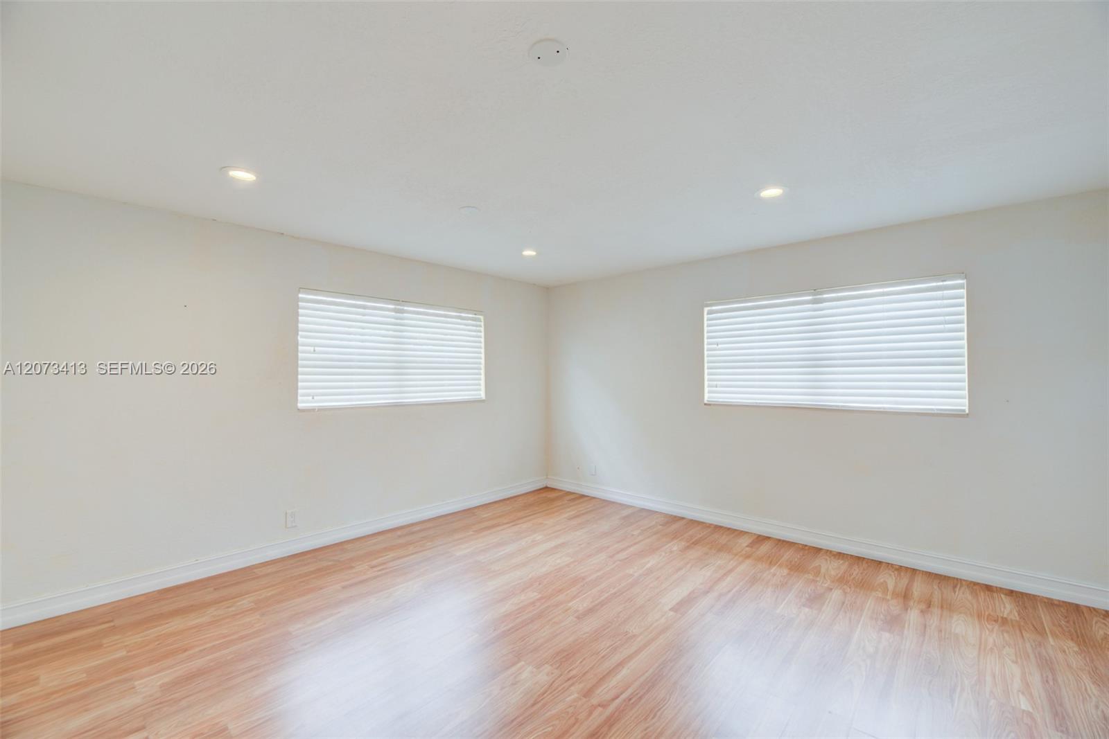 359 10th Street