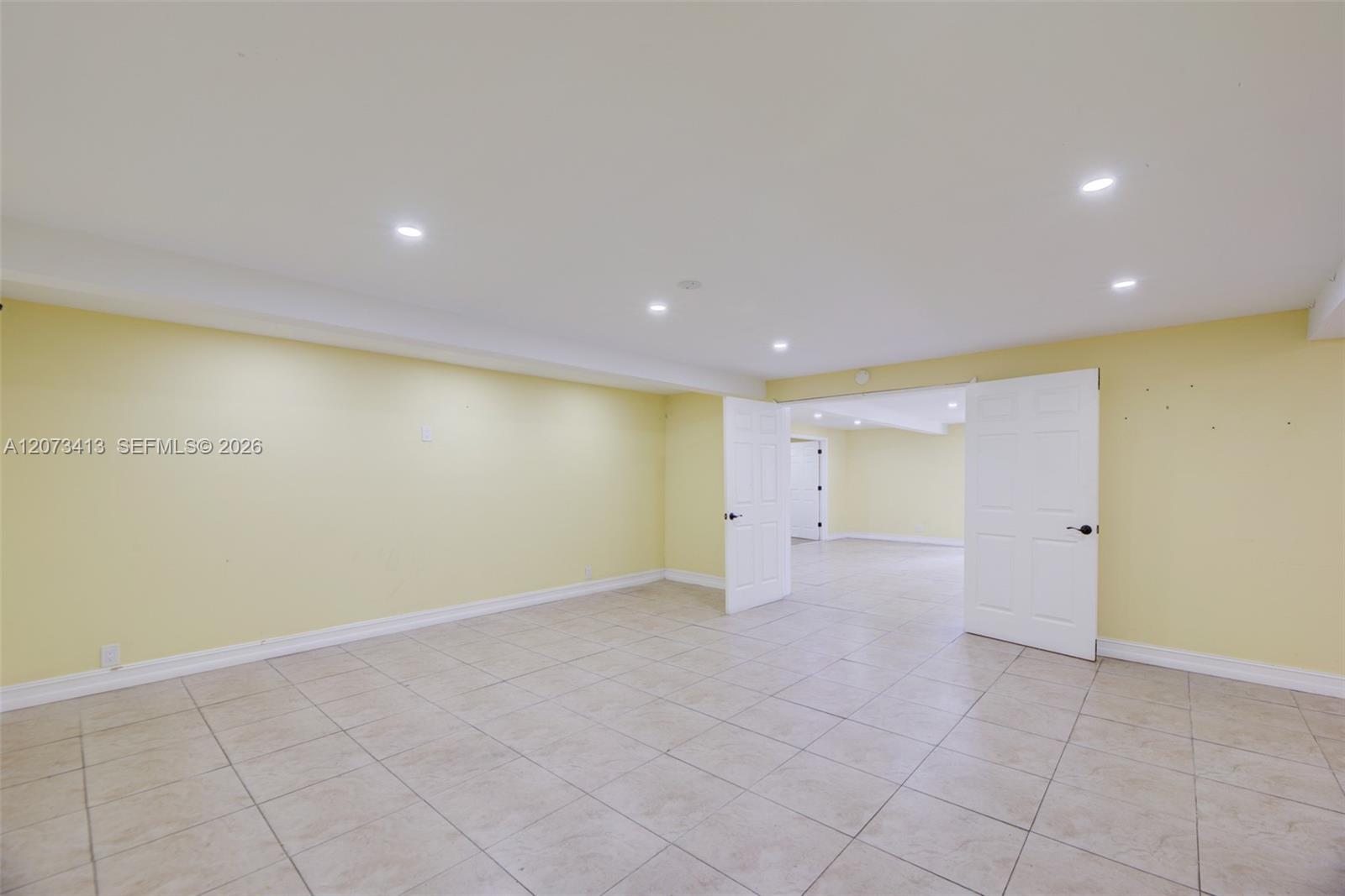 359 10th Street