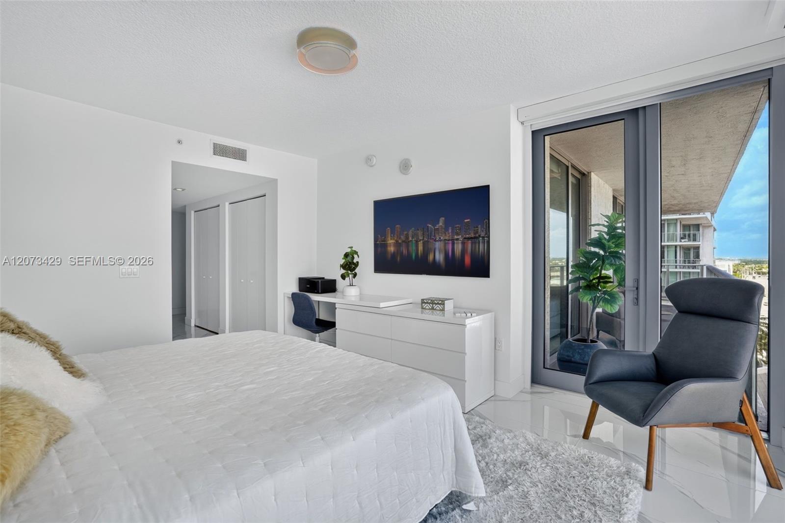 300 Sunny Isles Boulevard