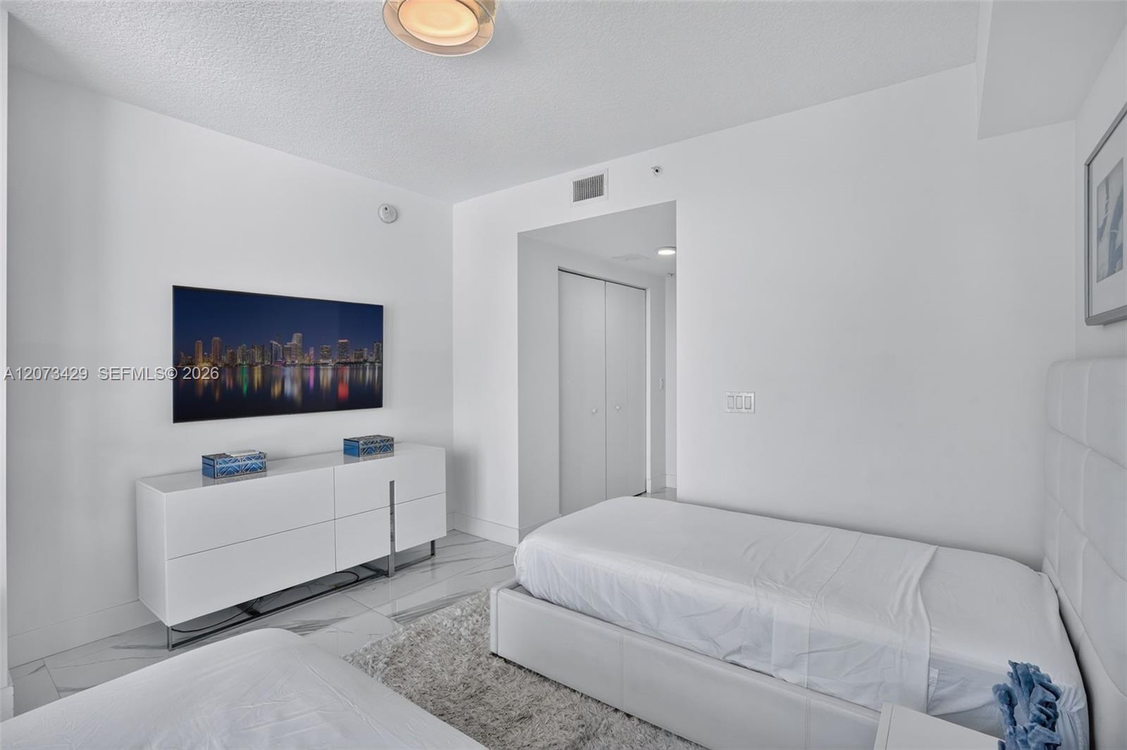 300 Sunny Isles Boulevard