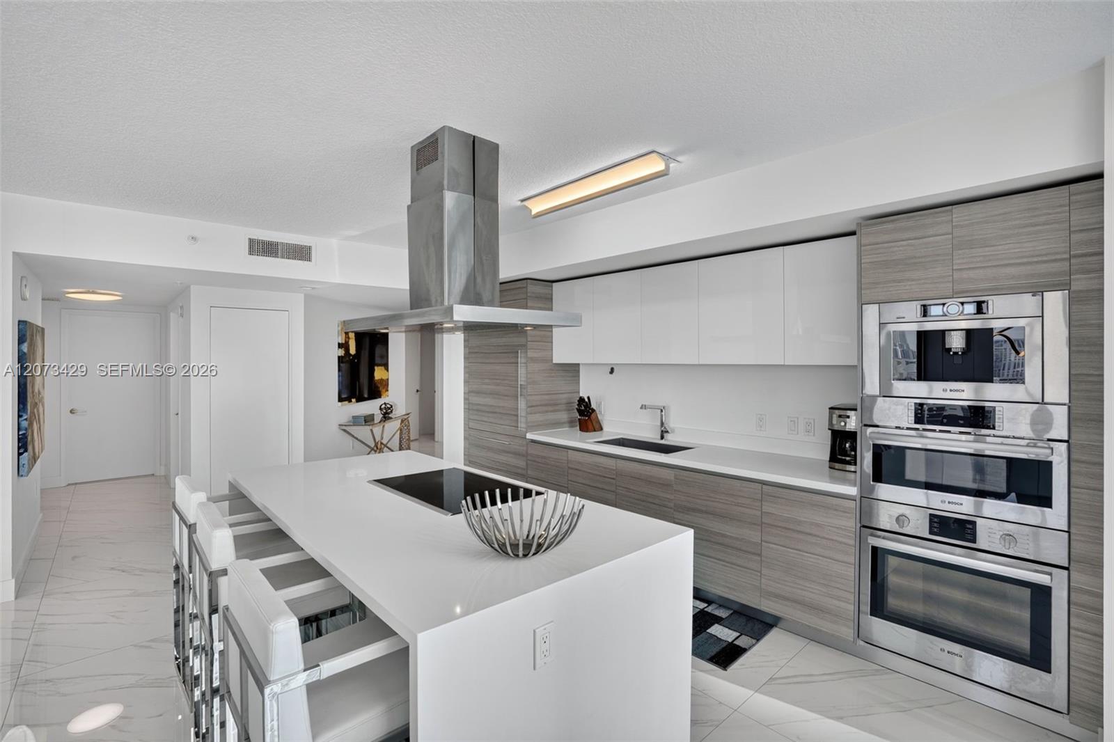 300 Sunny Isles Boulevard