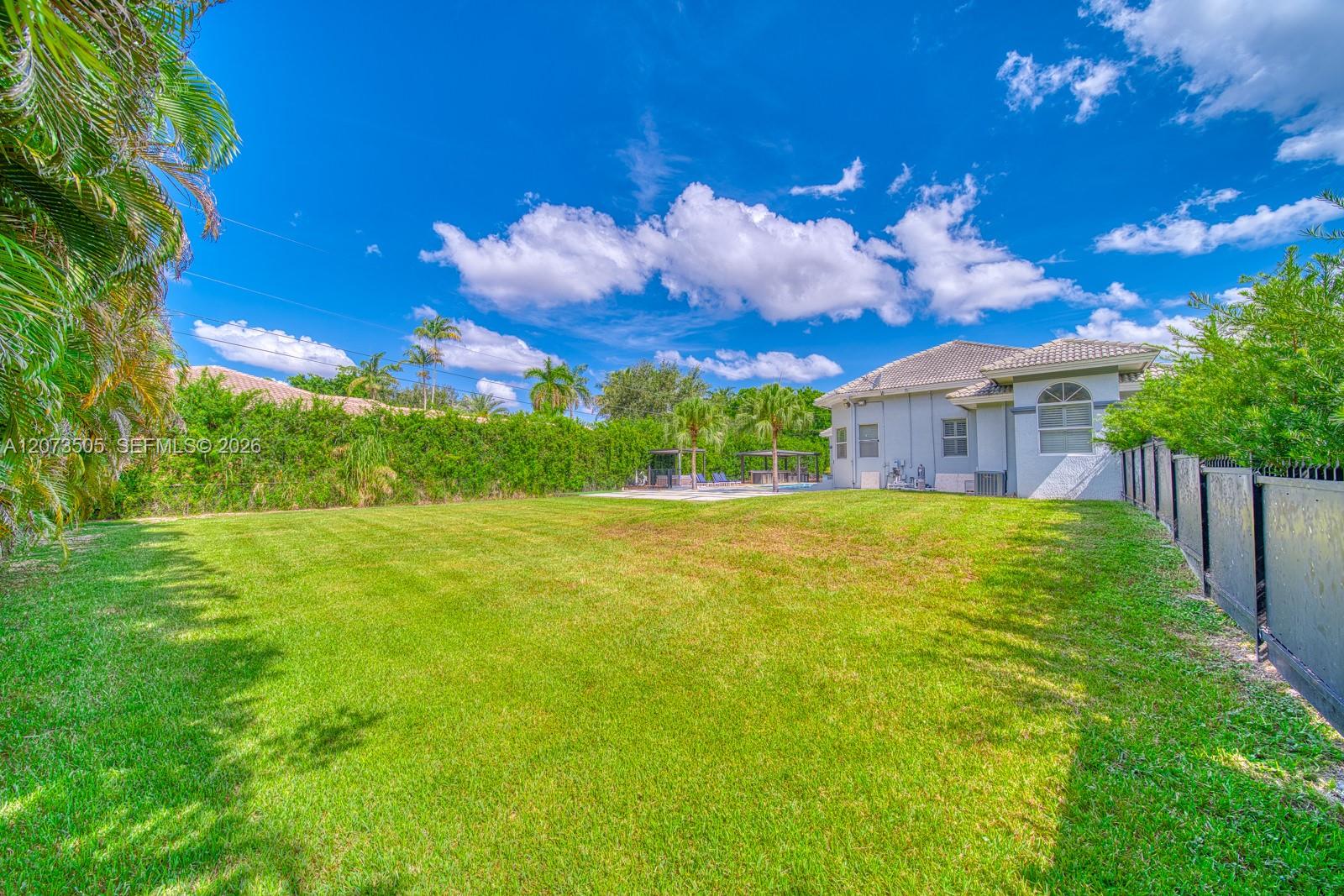 901 NW 122nd Avenue