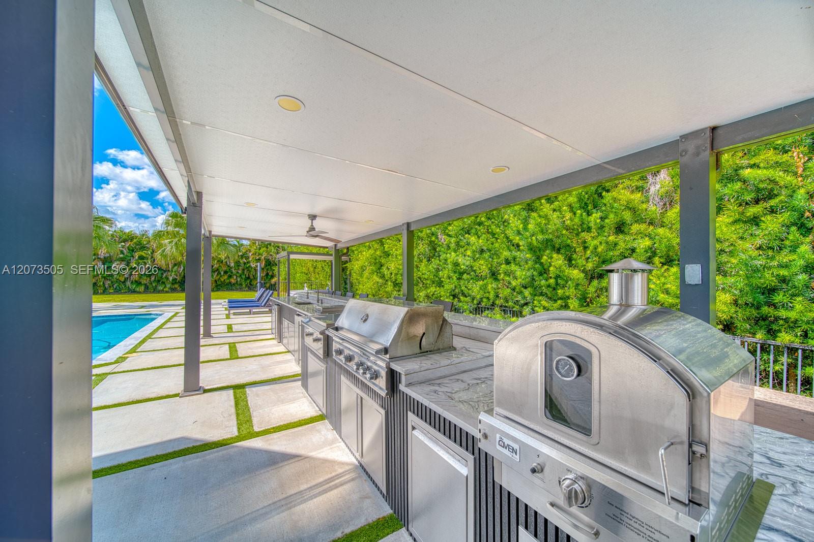 901 NW 122nd Avenue