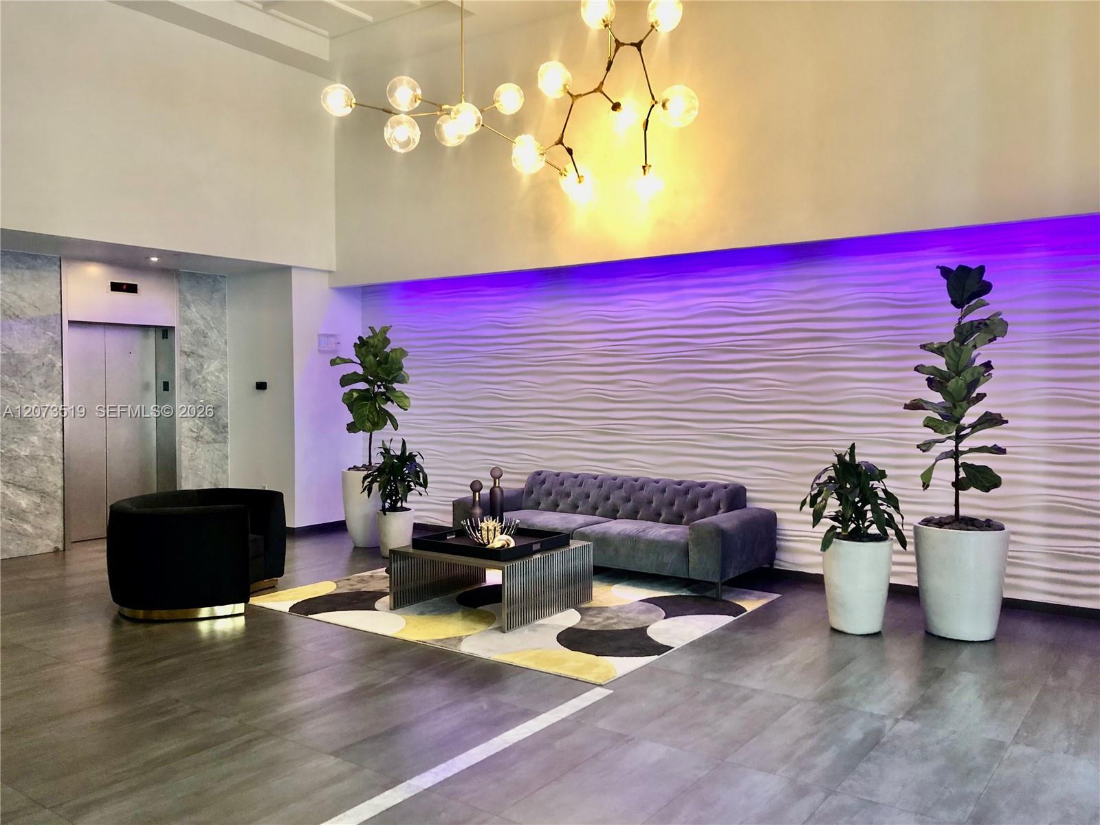 10 Aragon Avenue