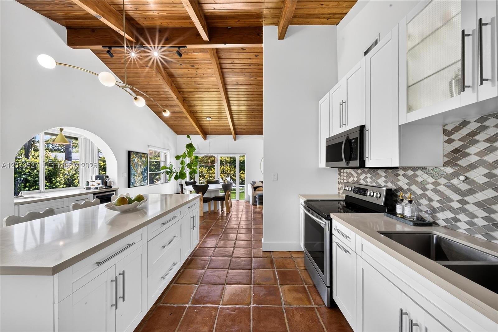 10315 SW 129th Court gallery image #14