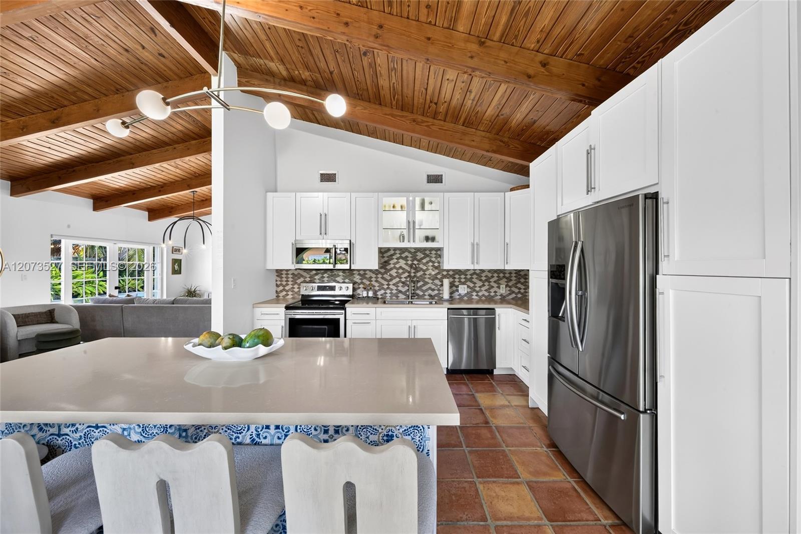 10315 SW 129th Court gallery image #17