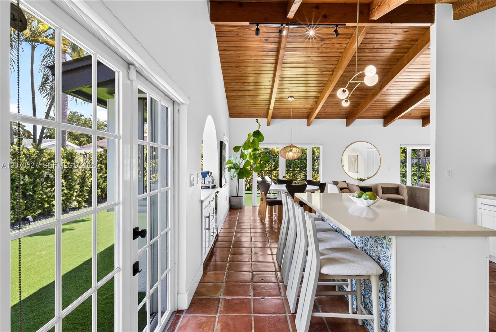 10315 SW 129th Court gallery image #18