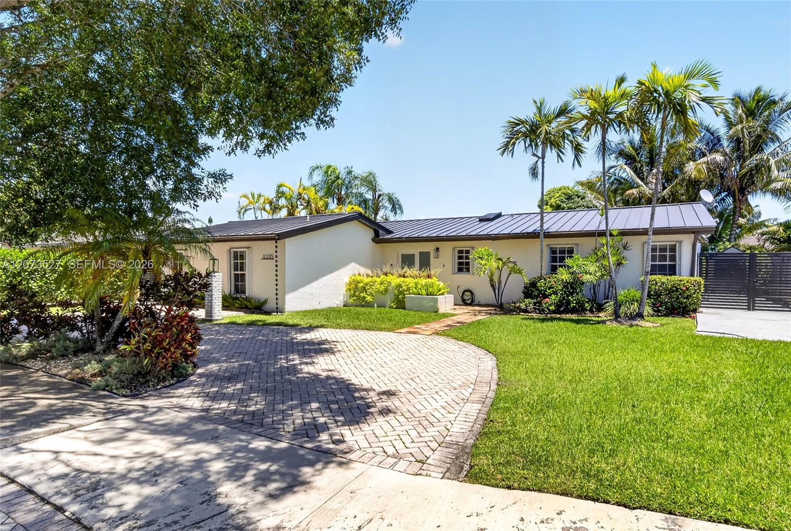 10315 SW 129th Court gallery image #2