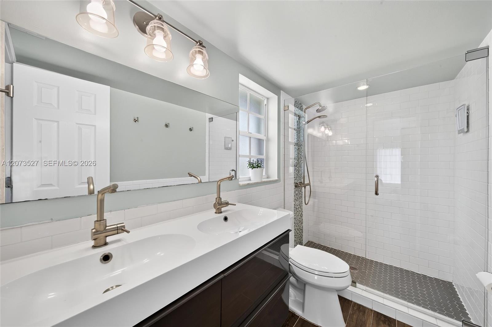 10315 SW 129th Court gallery image #32