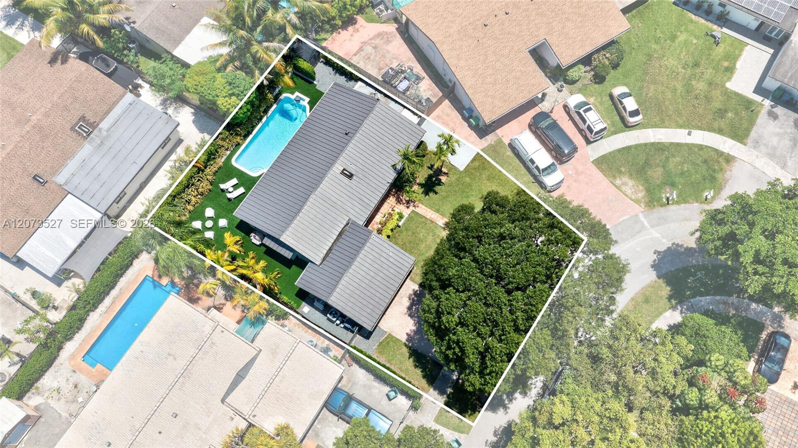 10315 SW 129th Court gallery image #44