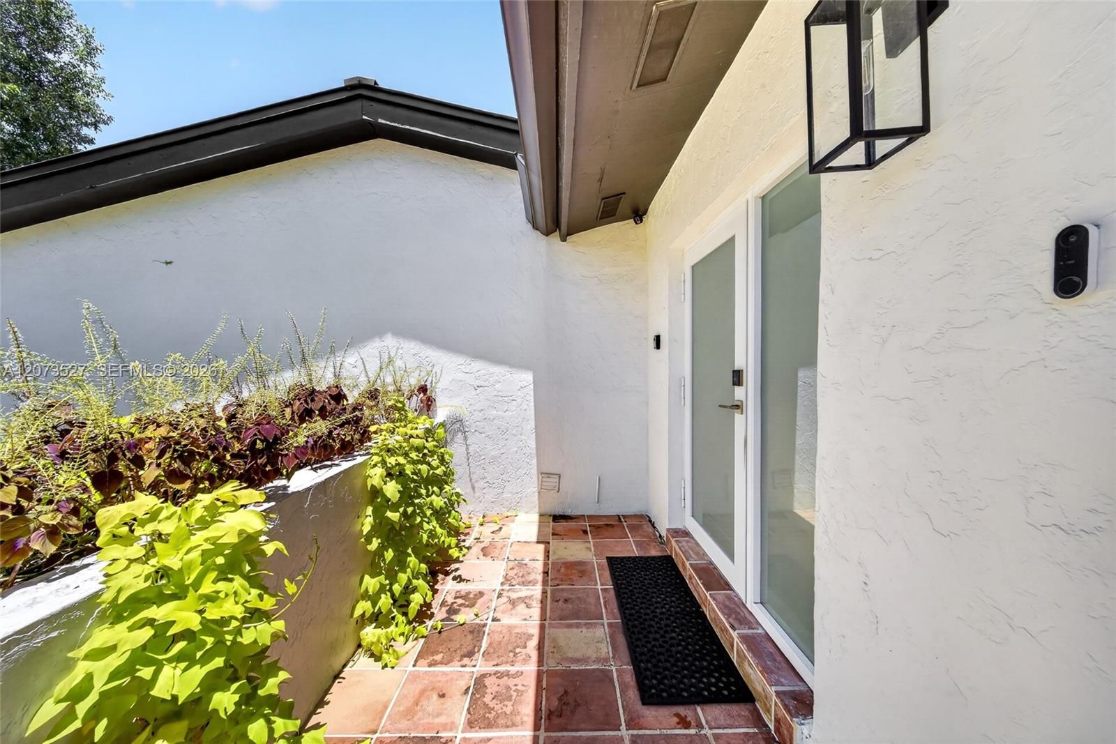 10315 SW 129th Court gallery image #6