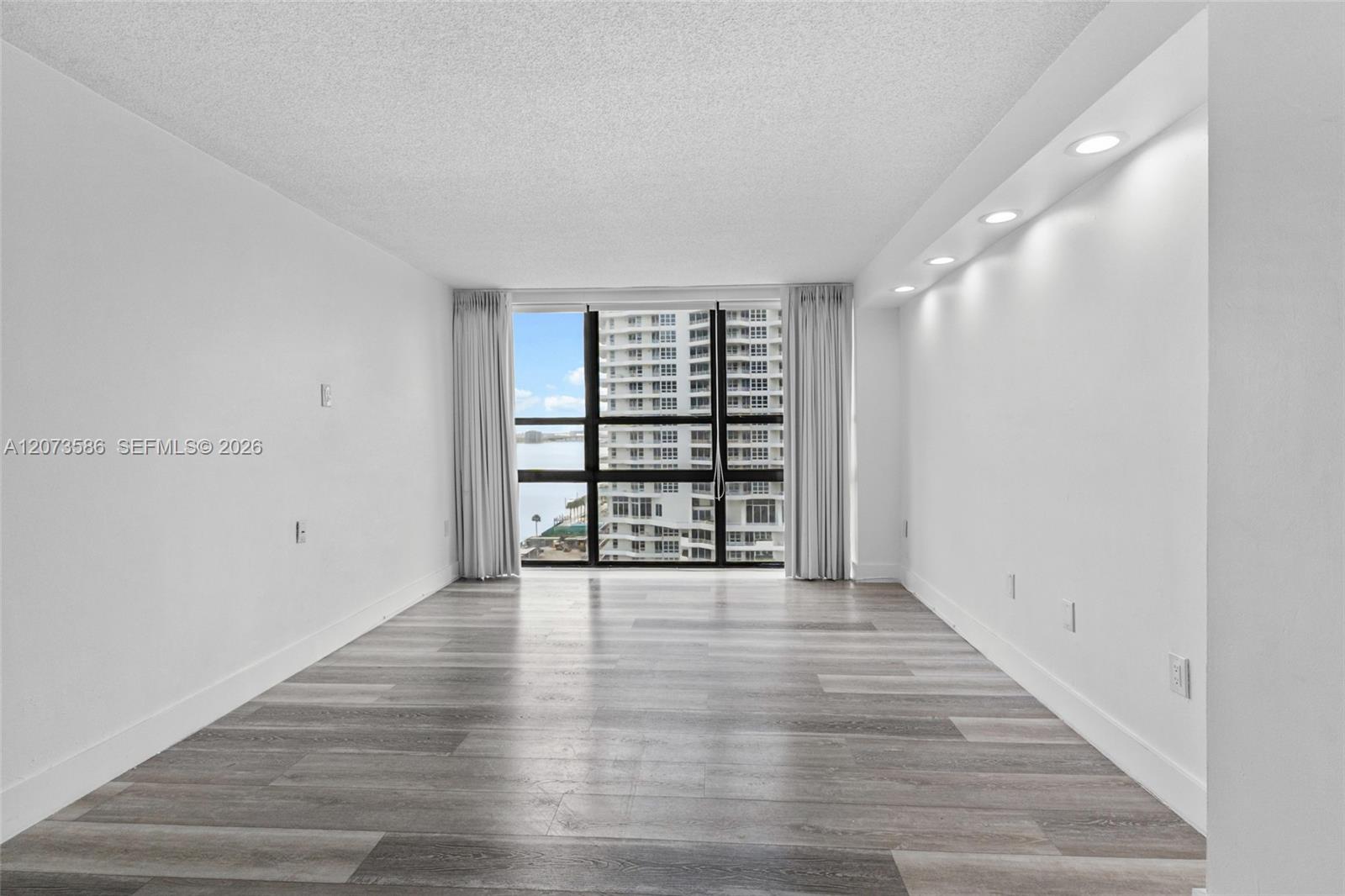 600 NE 36th Street