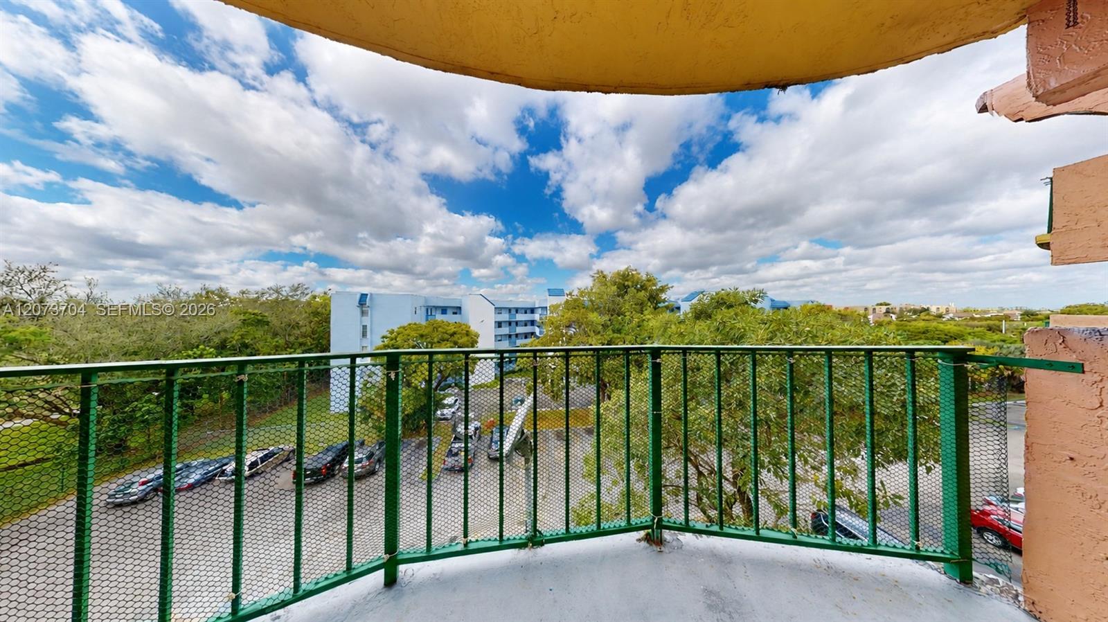 9360 Fontainebleau Boulevard