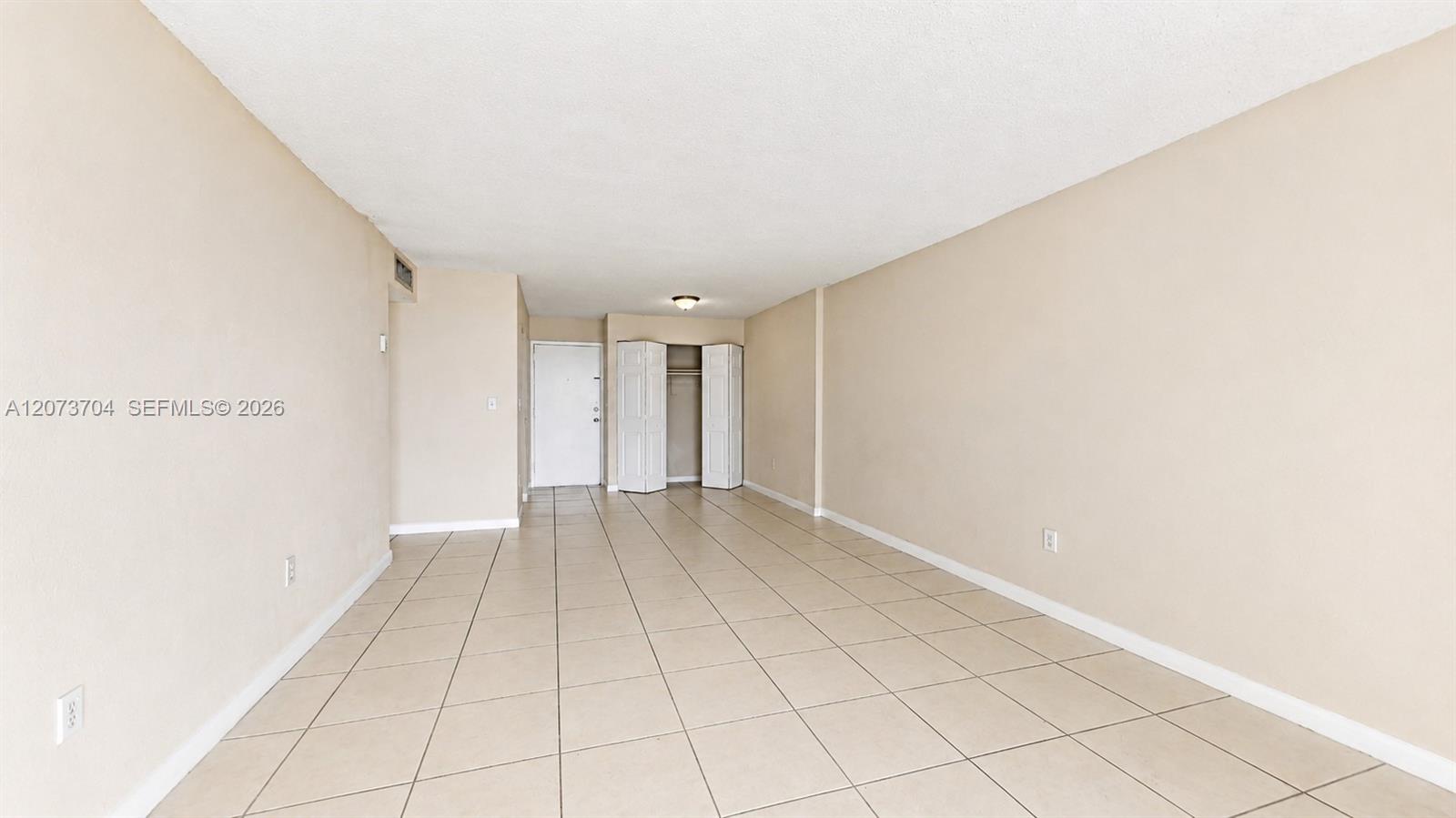 9360 Fontainebleau Boulevard