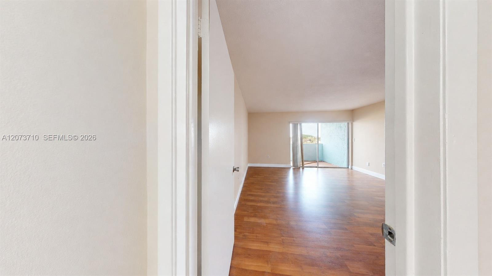 9363 Fontainebleau Boulevard
