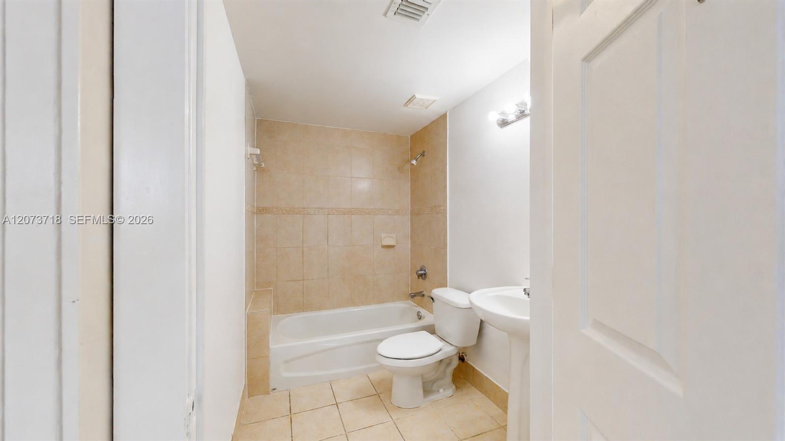 115 SW 42nd Avenue