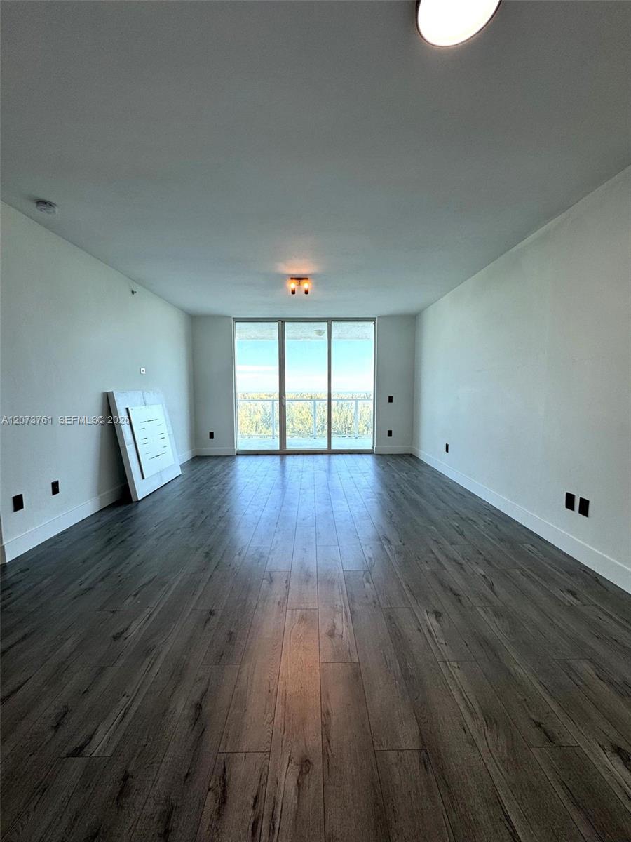15051 Royal Oaks Lane