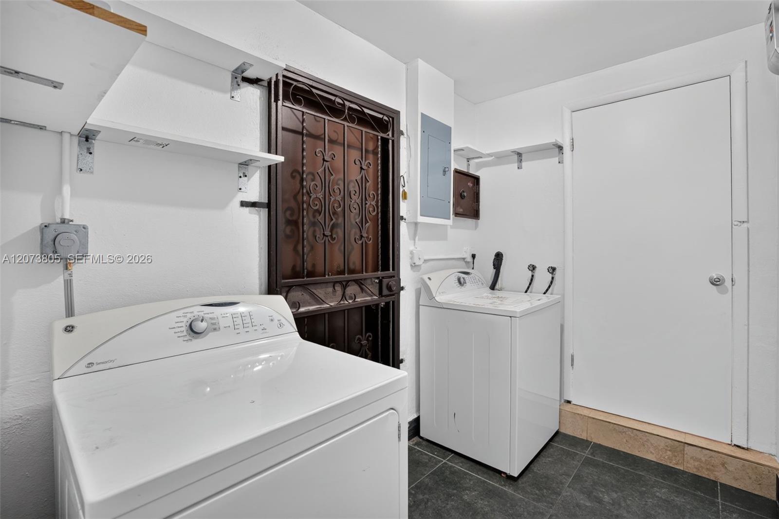 1667 SW 10th Street