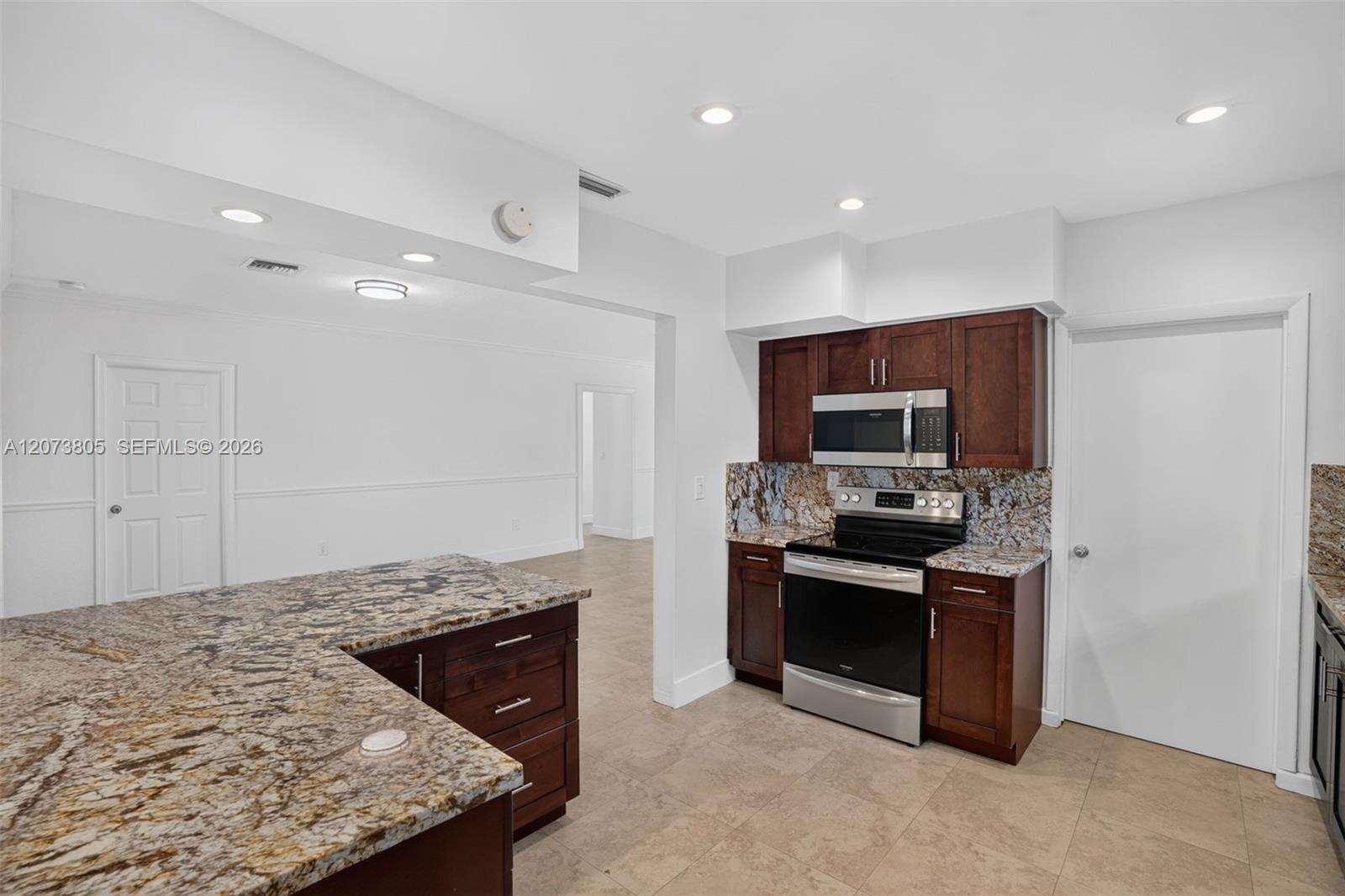 1667 SW 10th Street