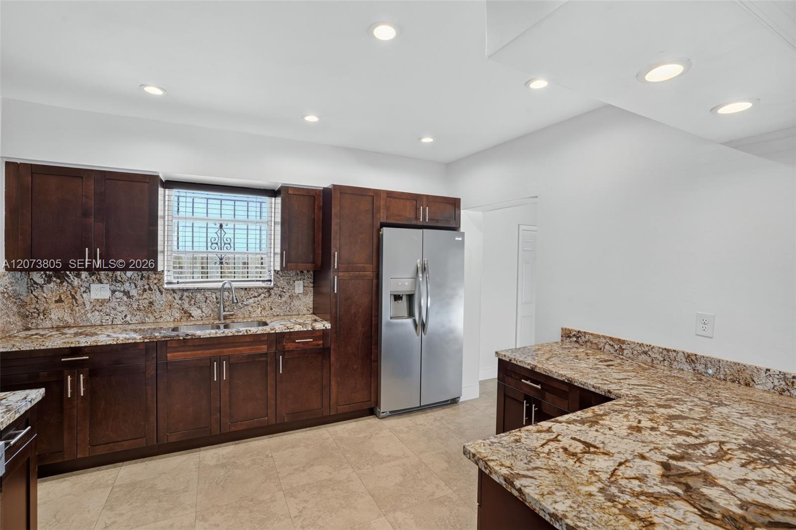 1667 SW 10th Street