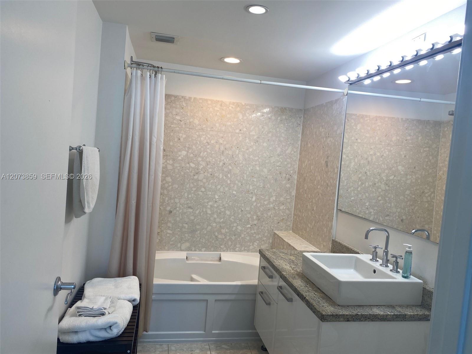 185 SW 7th Street