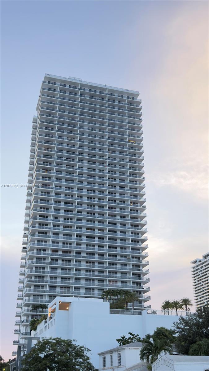 600 NE 27th Street