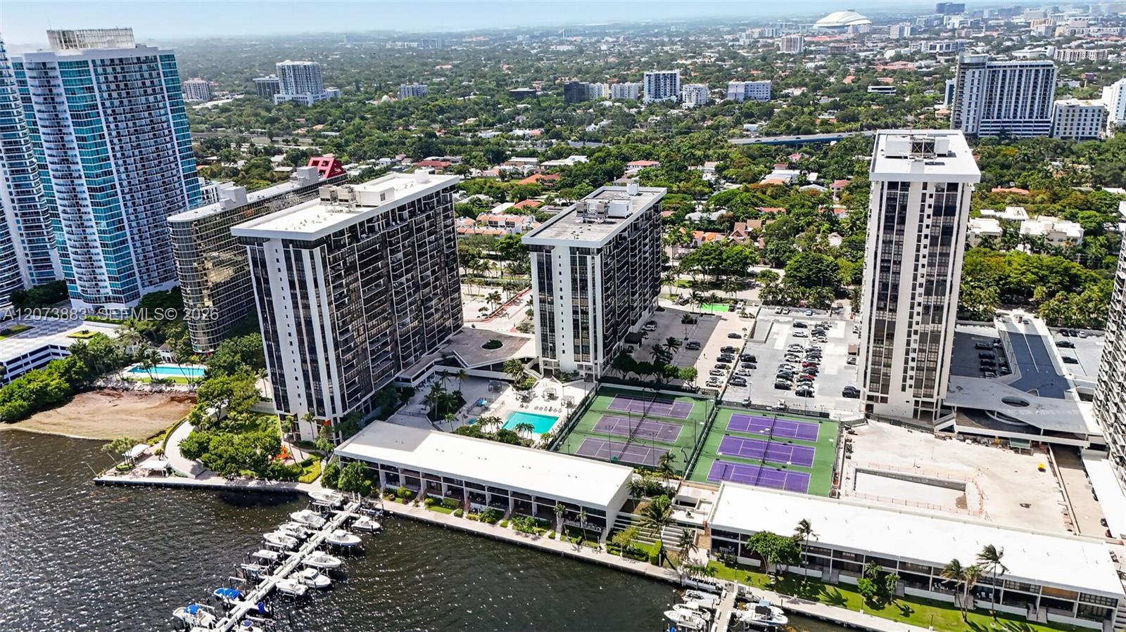 1915 Brickell Avenue