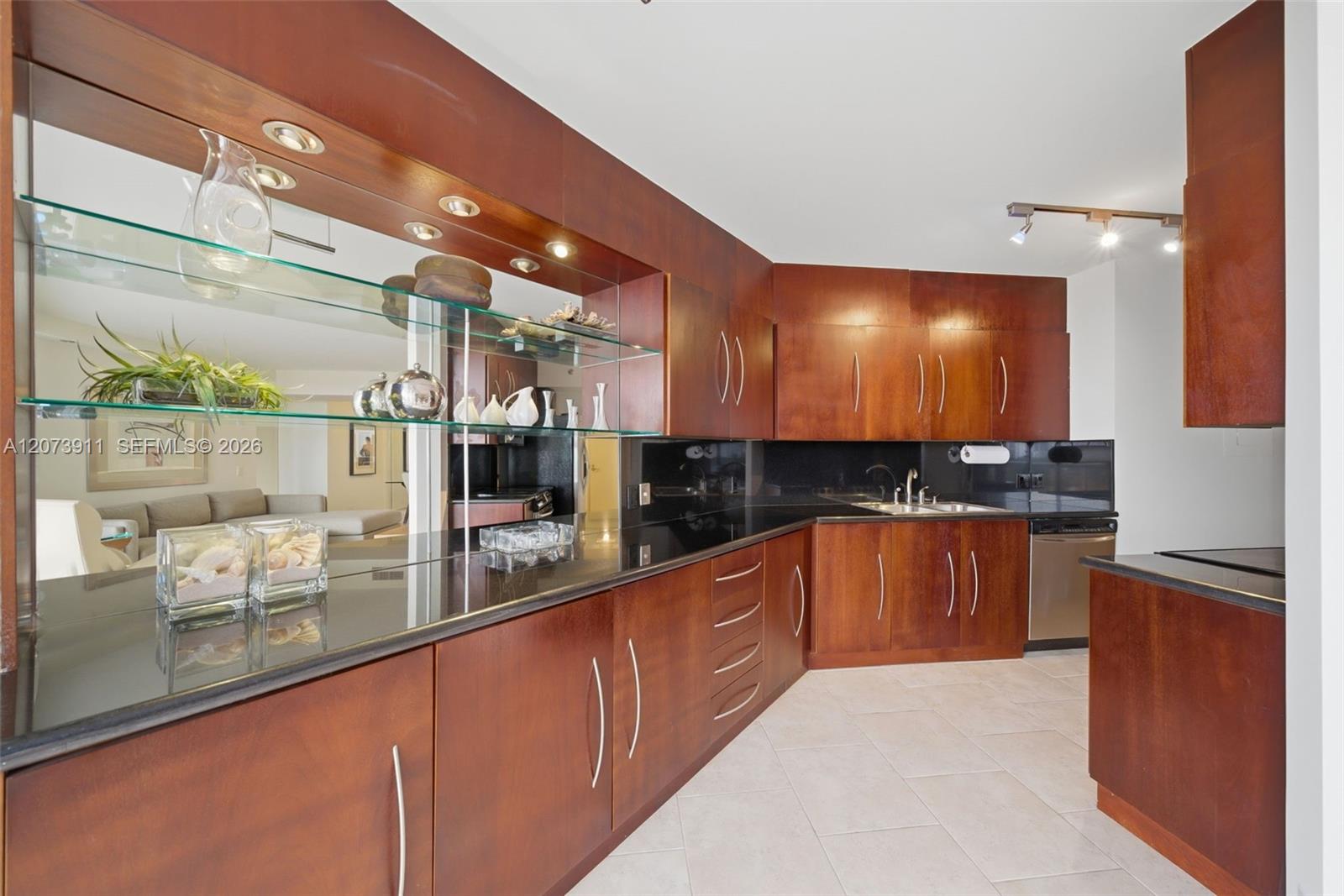 3610 Yacht Club Drive