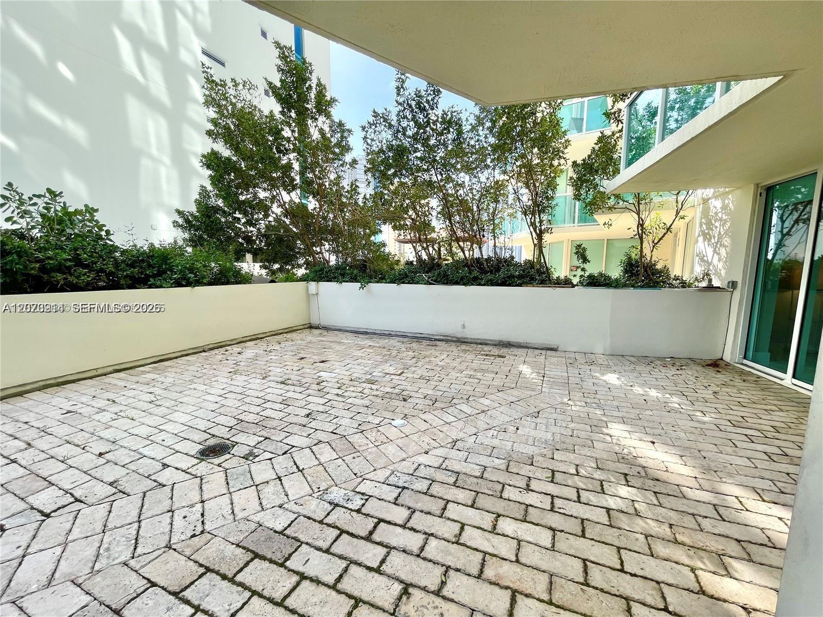 150 Sunny Isles Boulevard