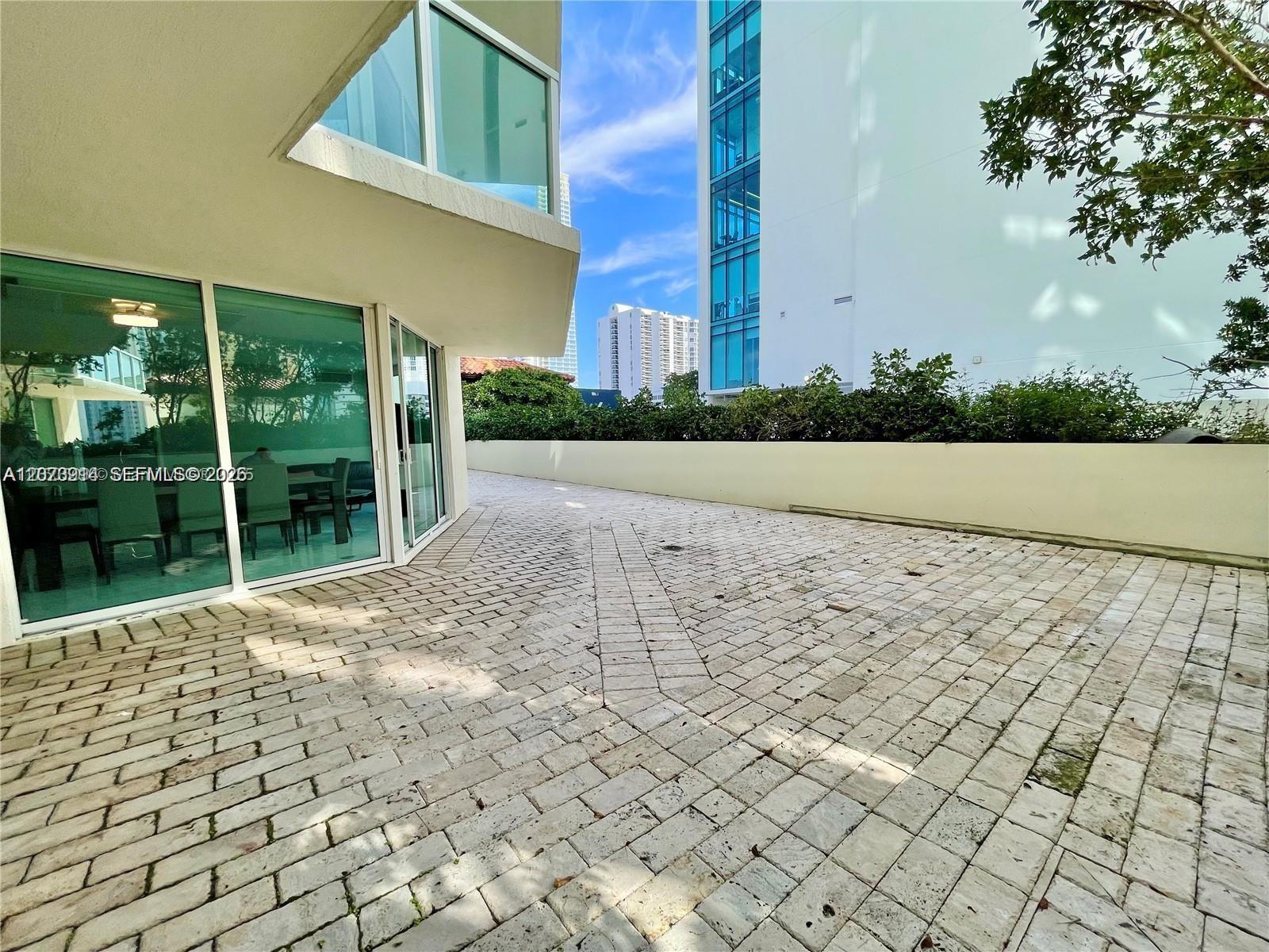 150 Sunny Isles Boulevard