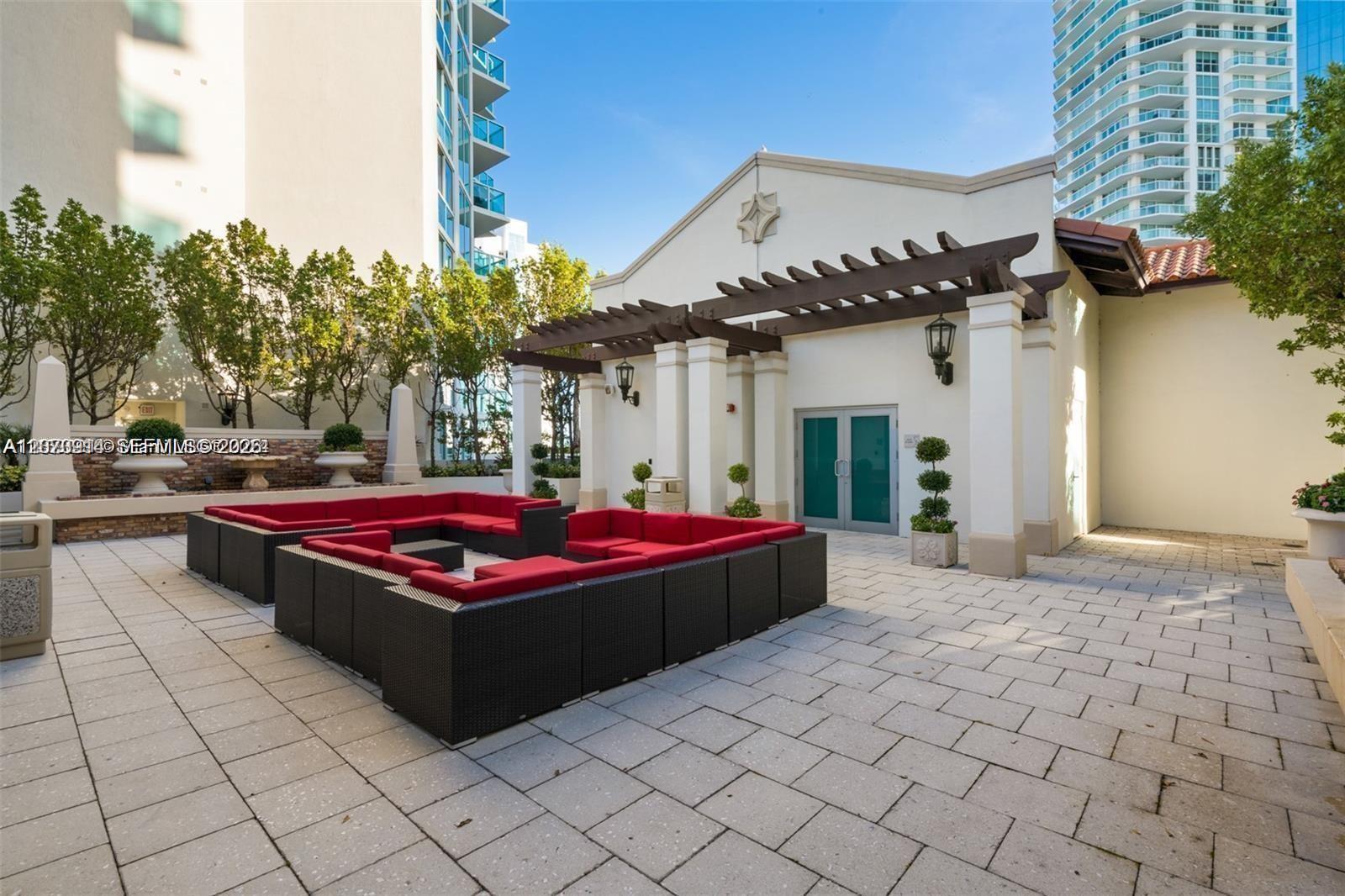 150 Sunny Isles Boulevard