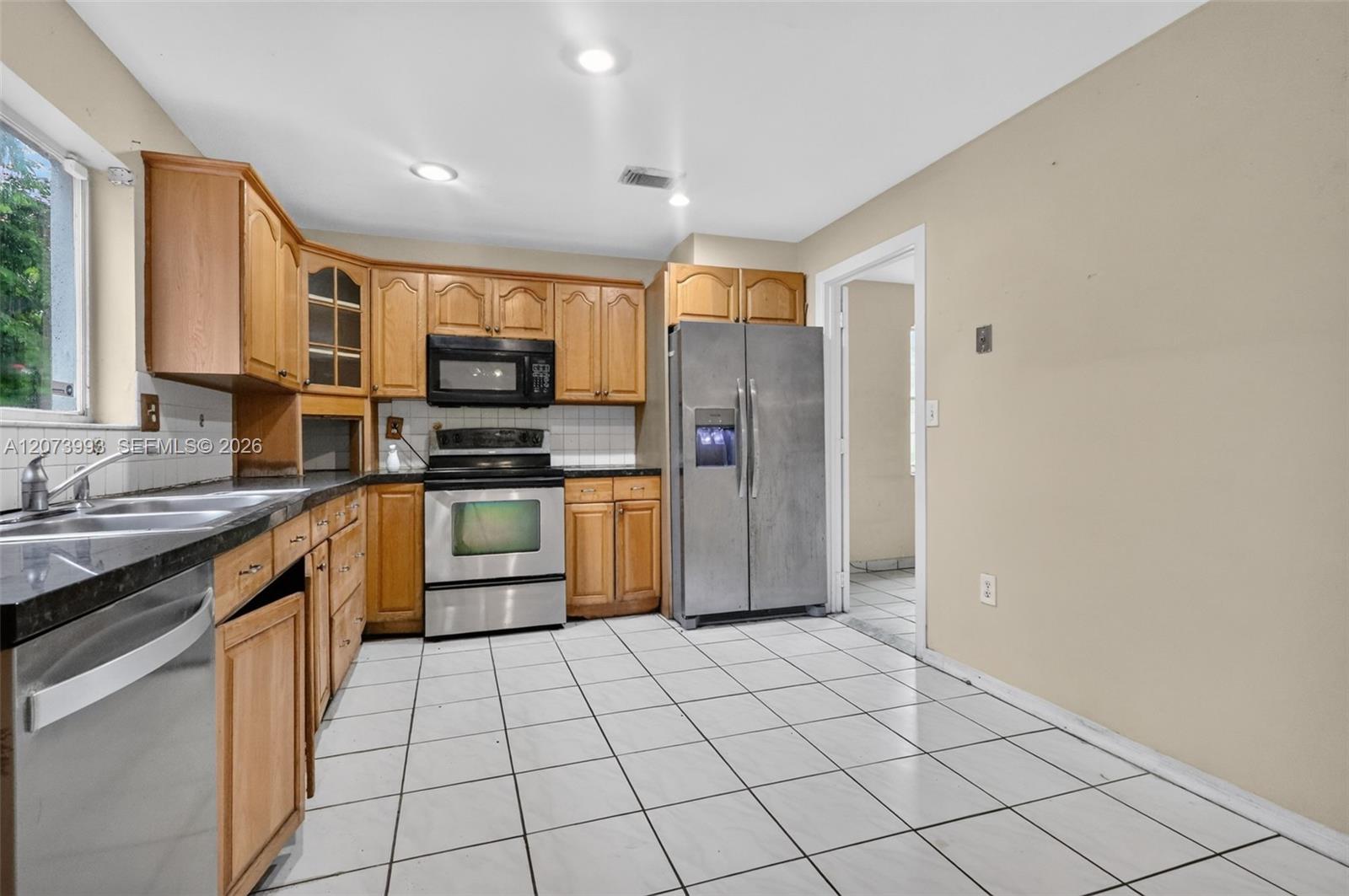 253 NE 211th Terrace