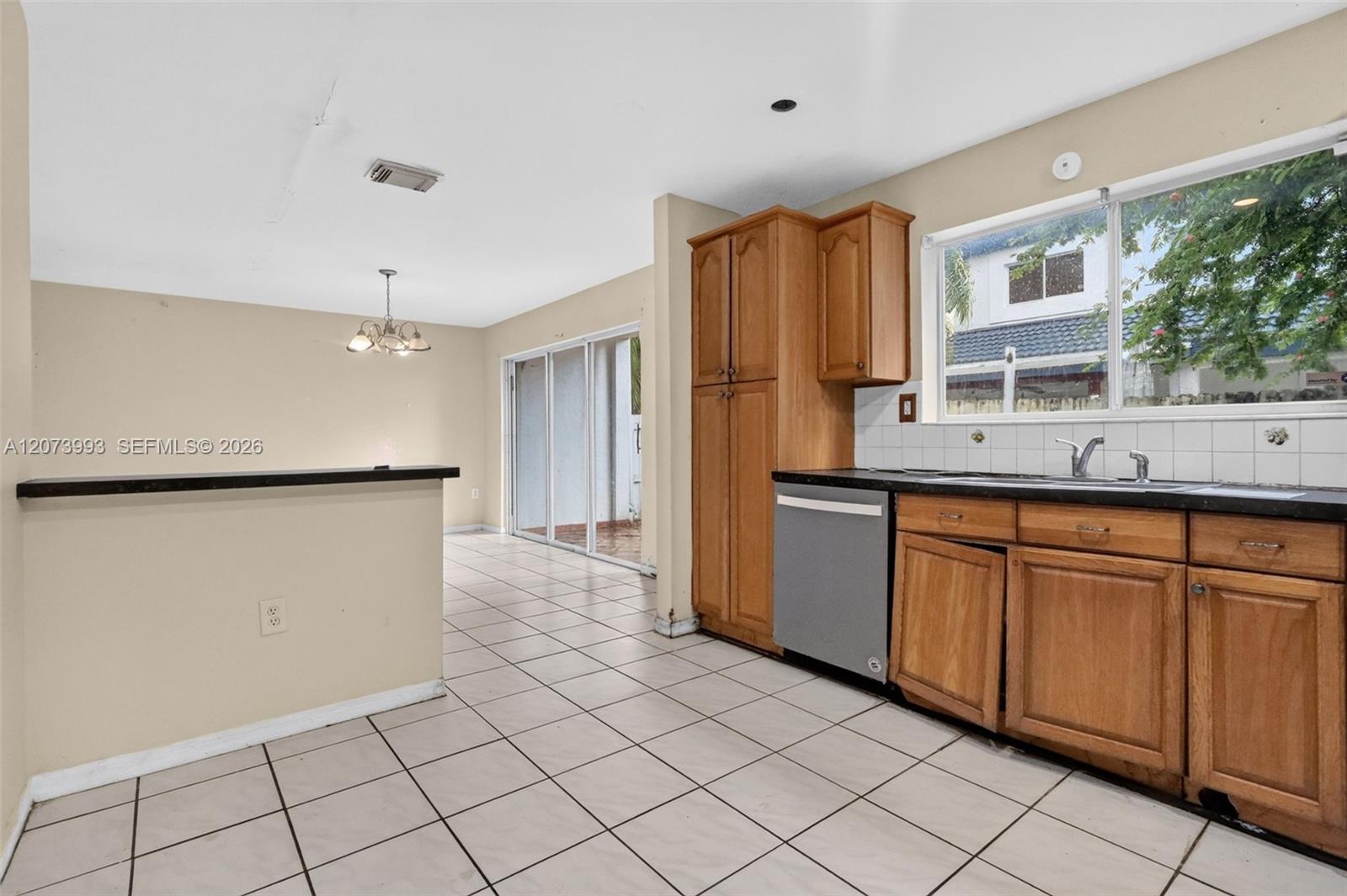 253 NE 211th Terrace