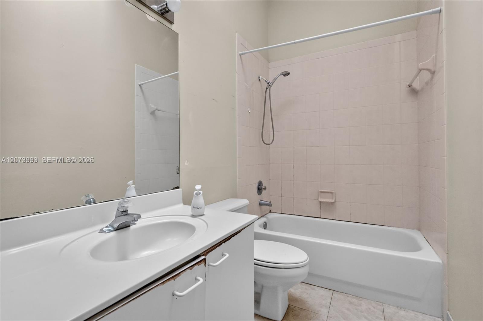 253 NE 211th Terrace