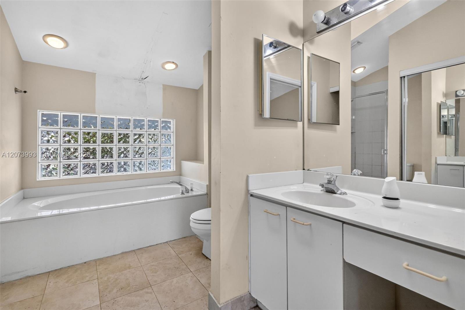 253 NE 211th Terrace