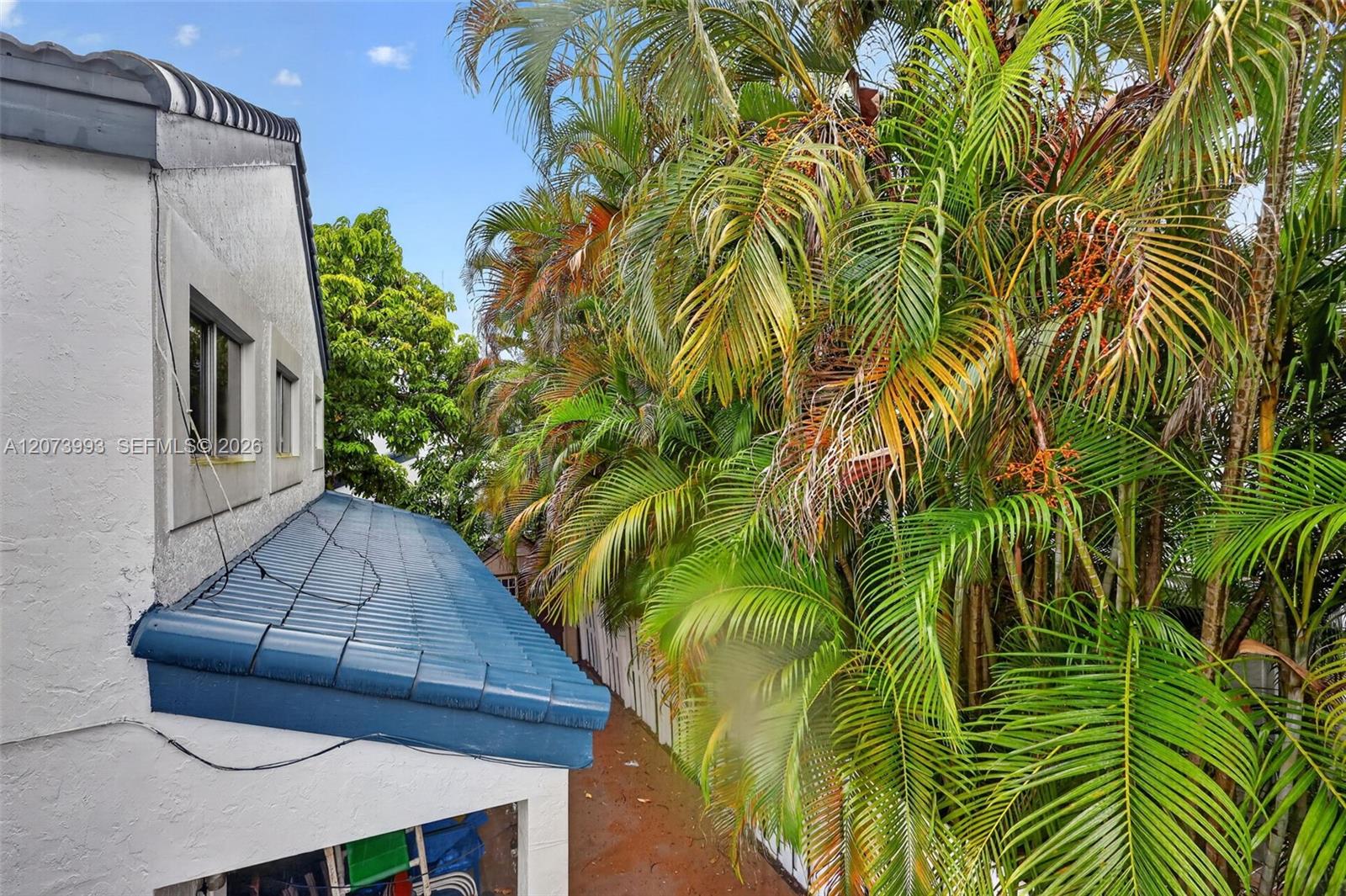 253 NE 211th Terrace