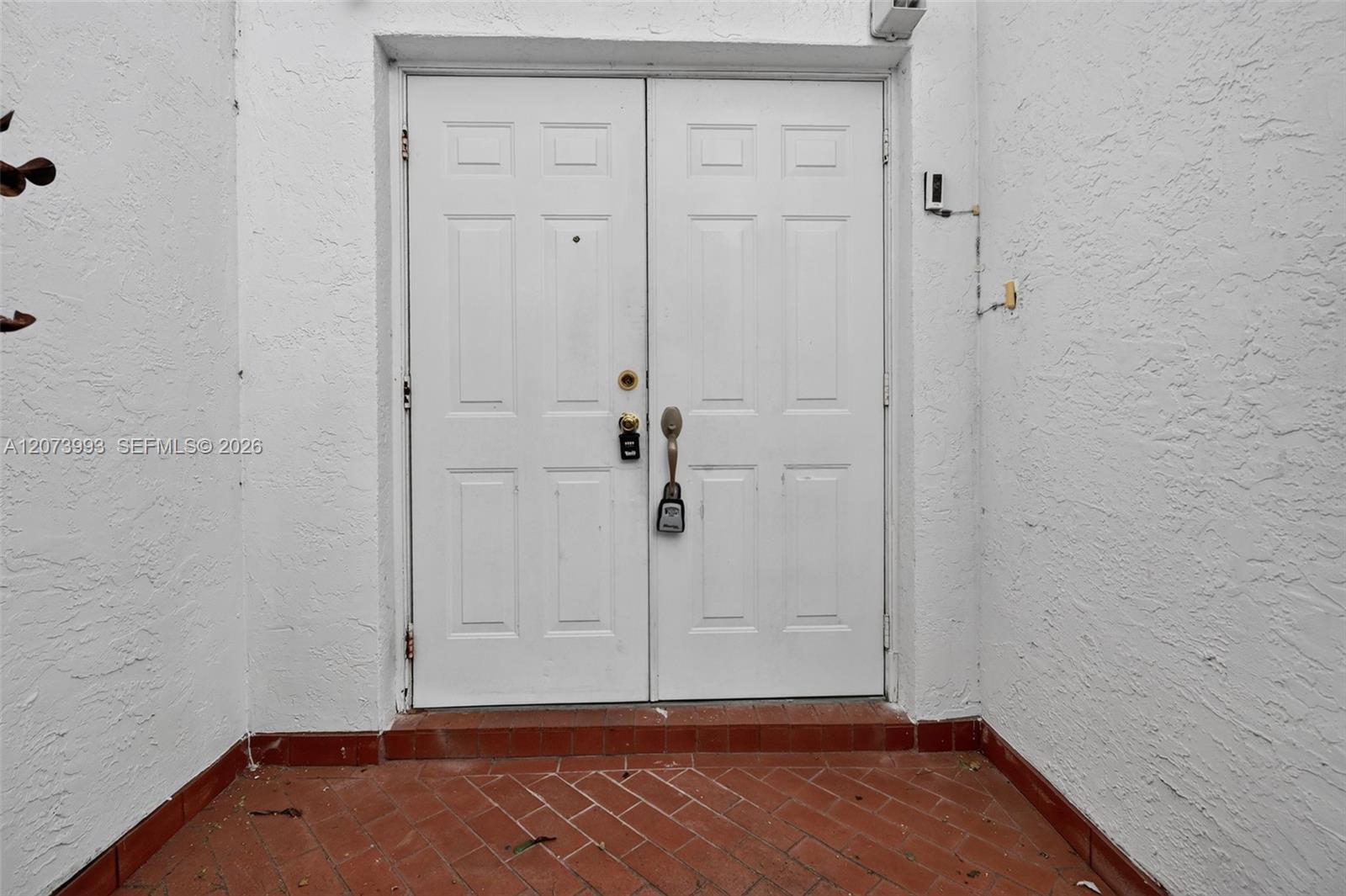 253 NE 211th Terrace