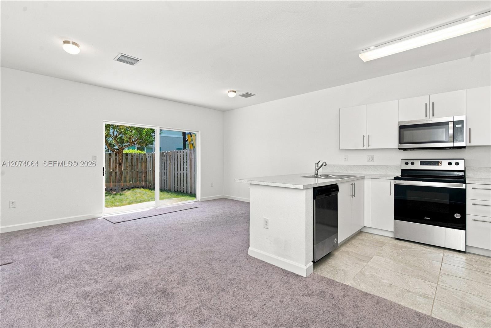 1265 NW 4th Lane