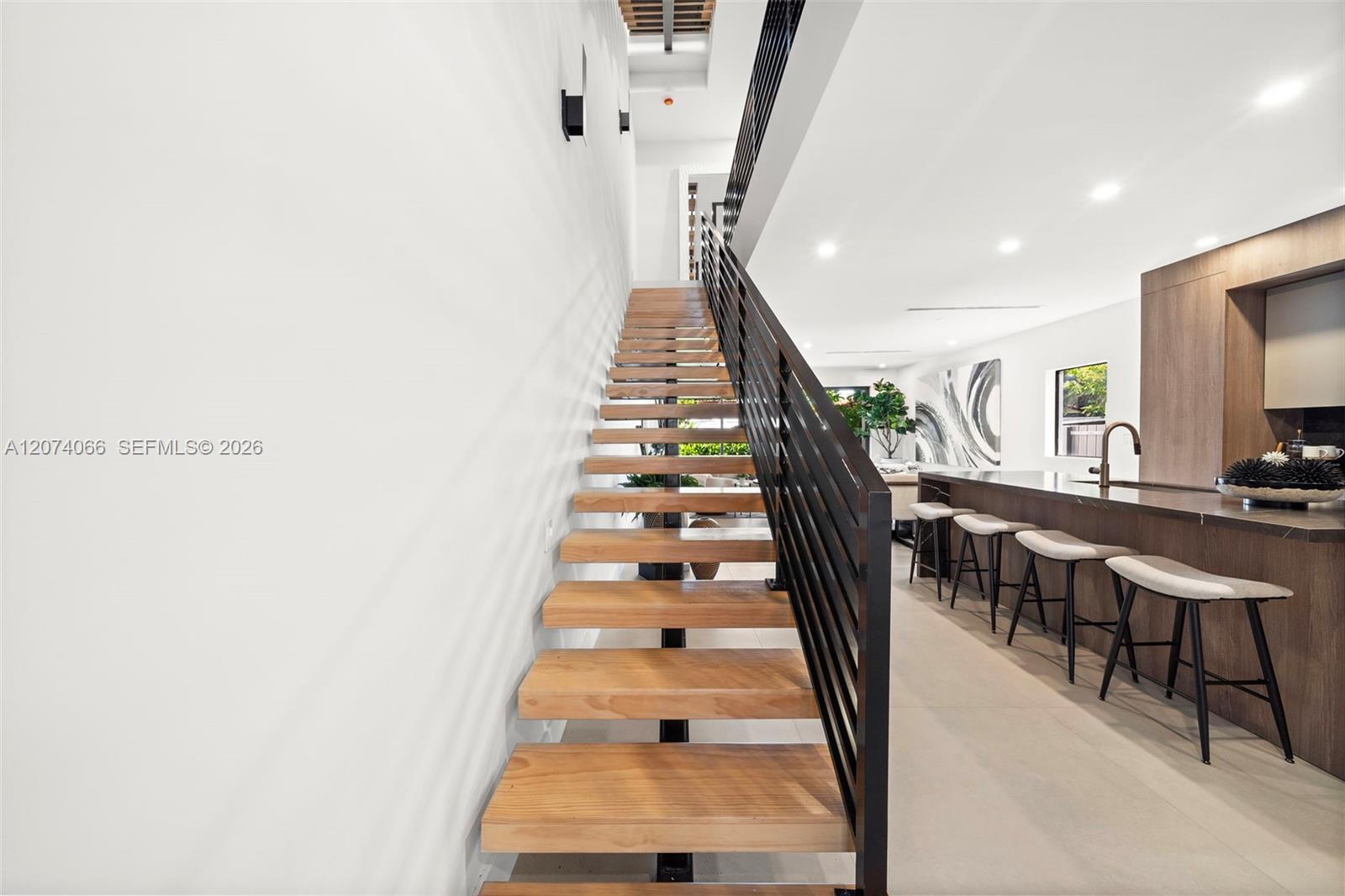 1431 SW 20th Street gallery image #32