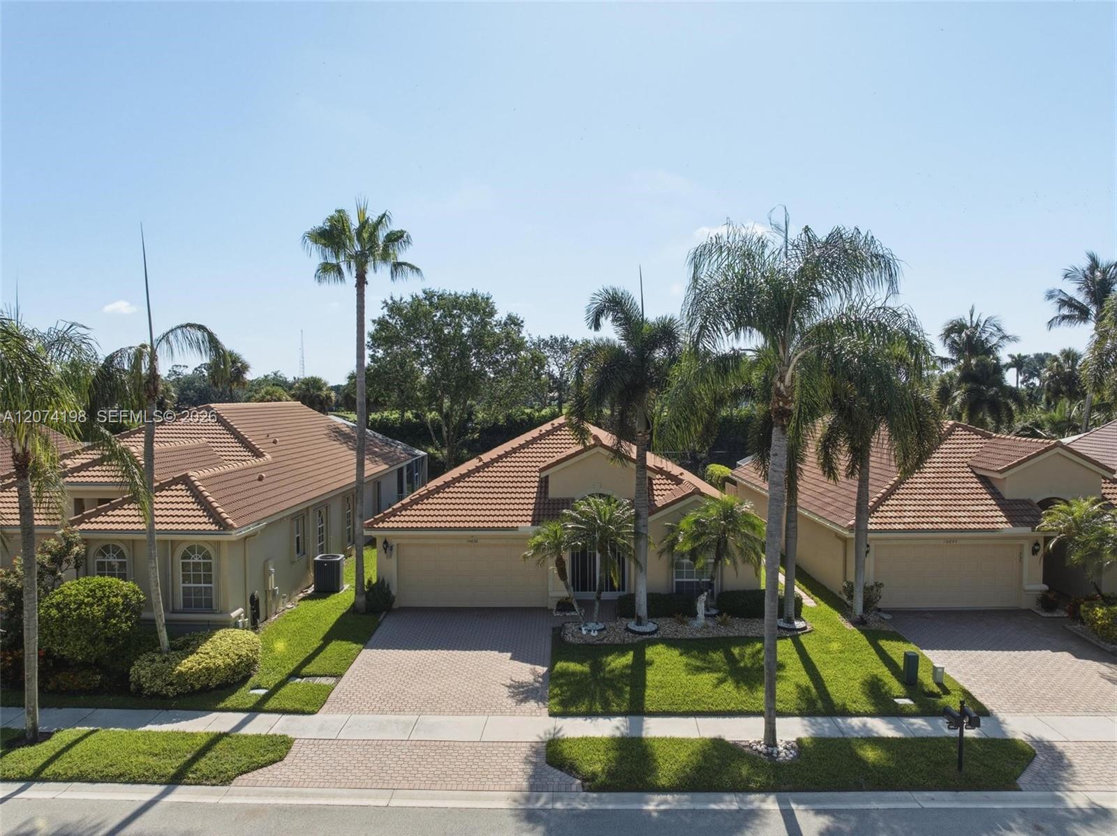 10638 Grande Palladium Way gallery image #2