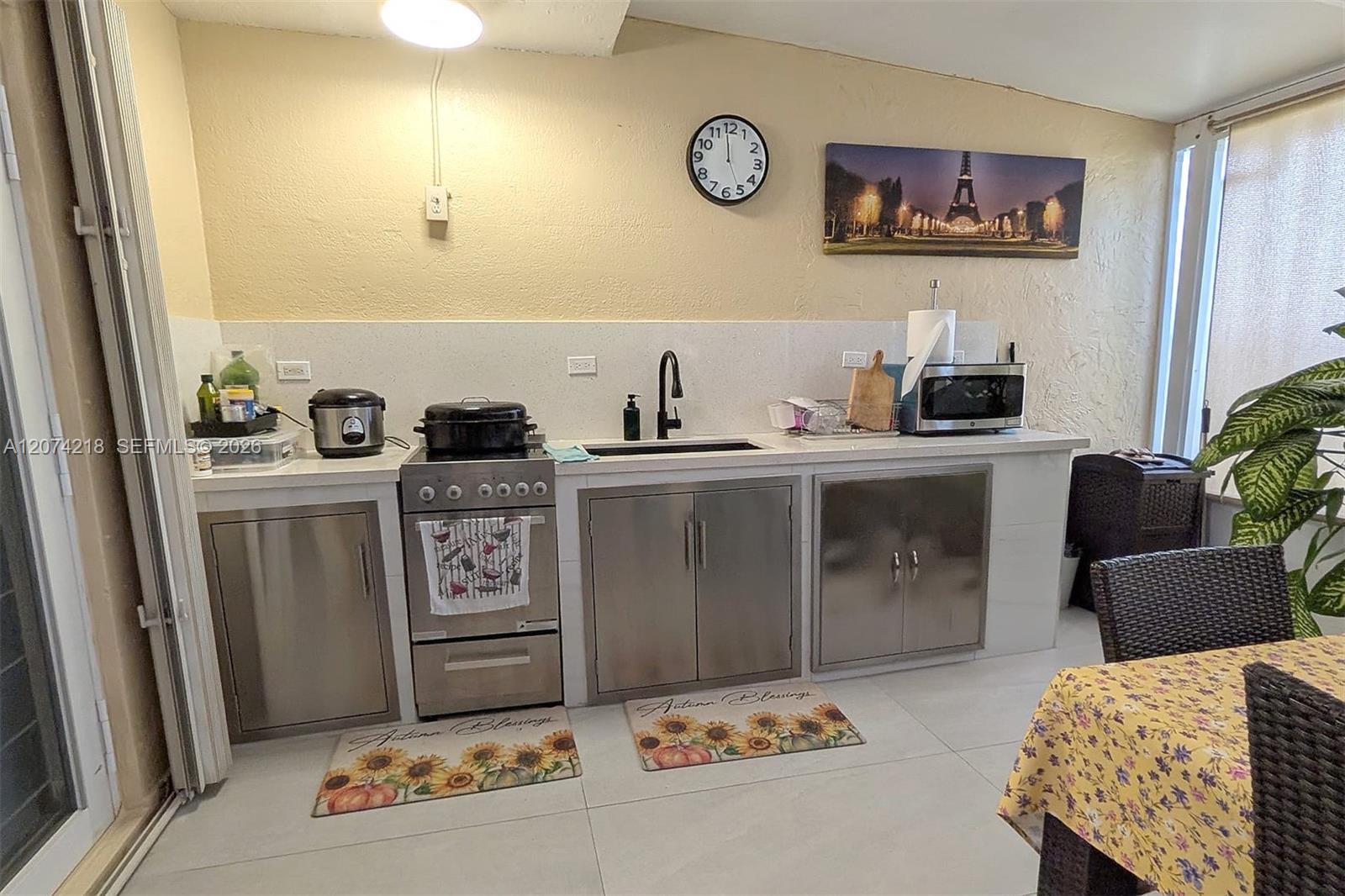 11005 W Okeechobee Road