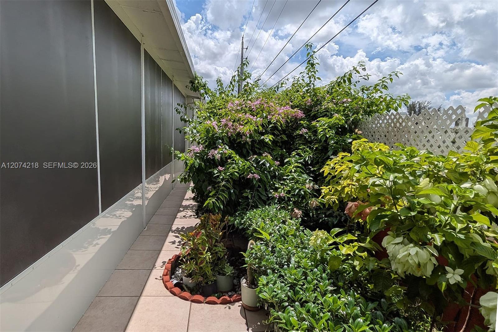 11005 W Okeechobee Road