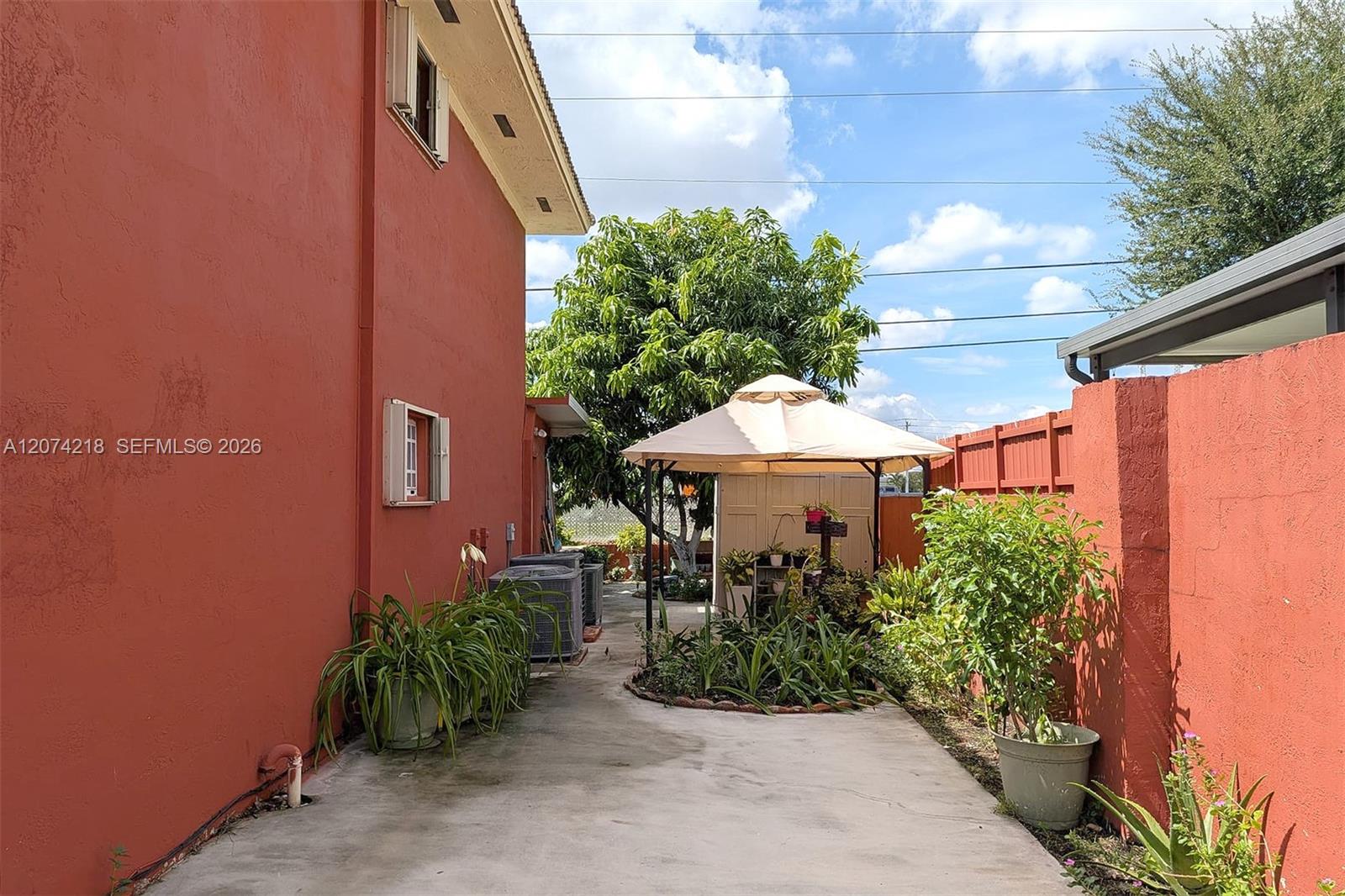 11005 W Okeechobee Road