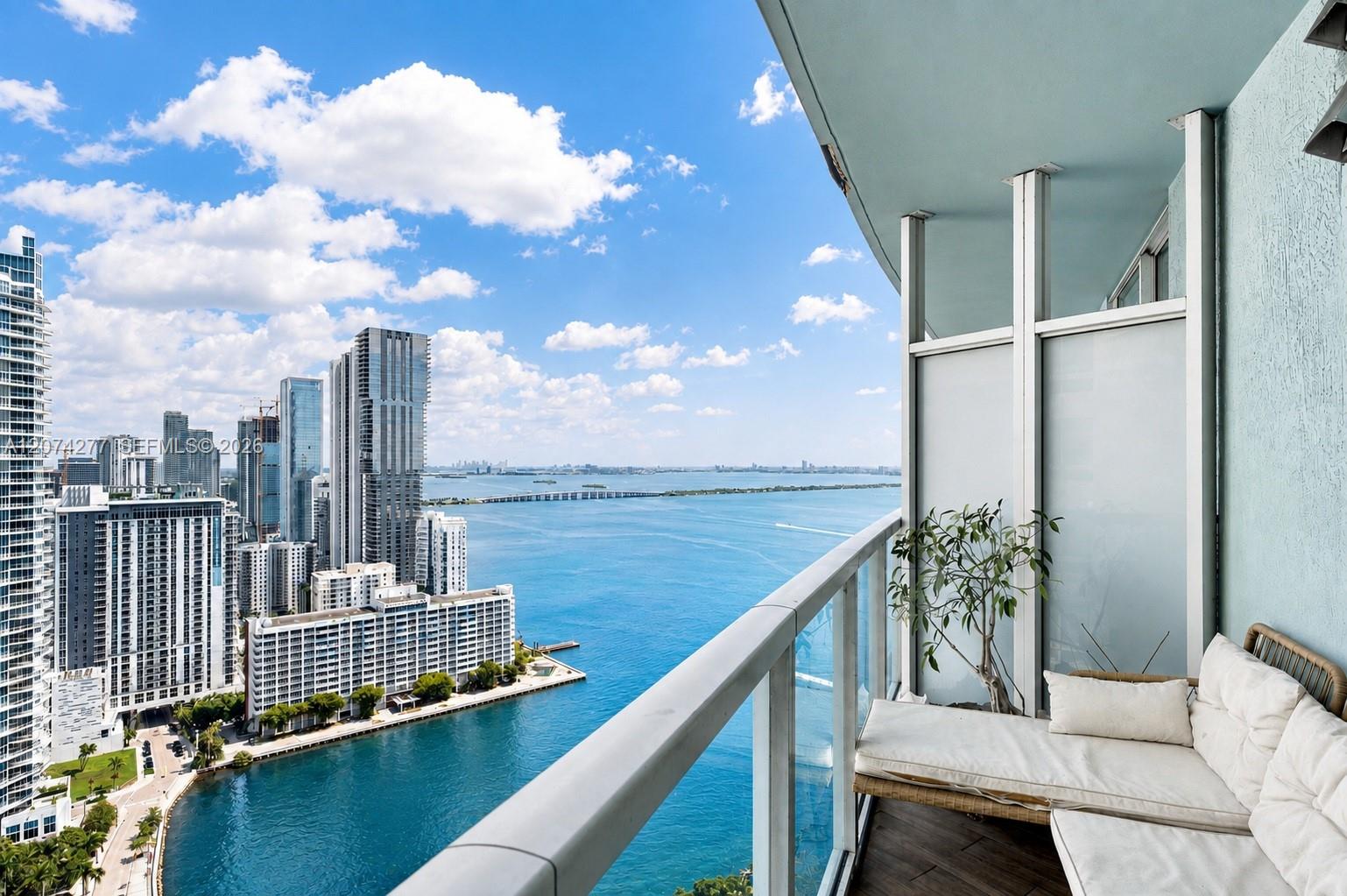 1900 N Bayshore Drive