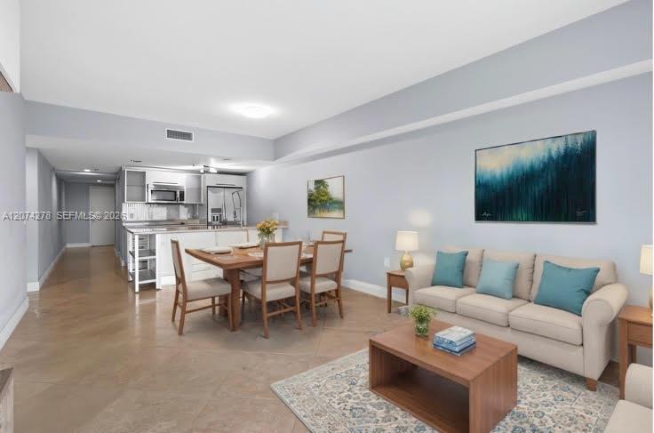 185 SW 7th Street