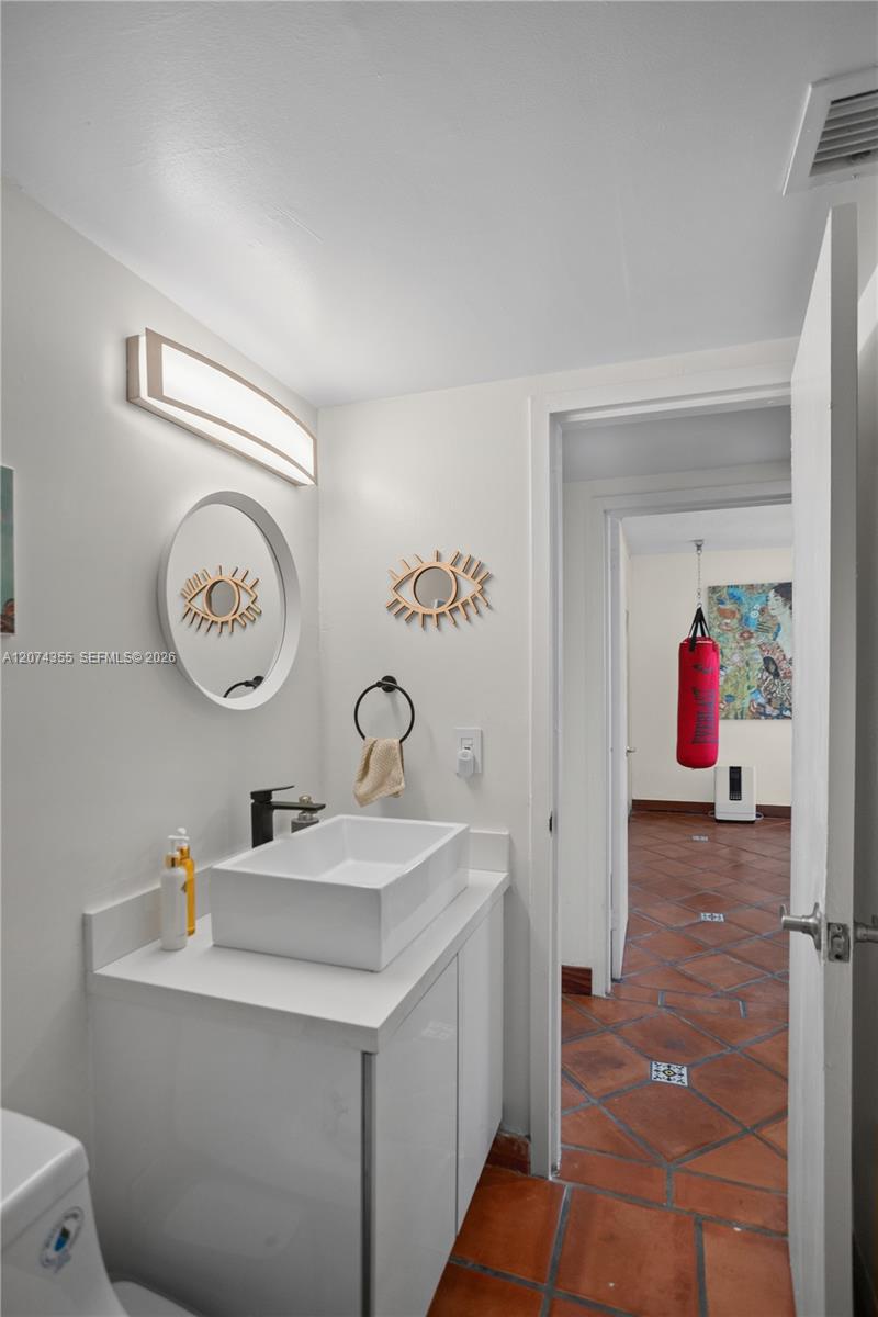 2350 NE 135th Street