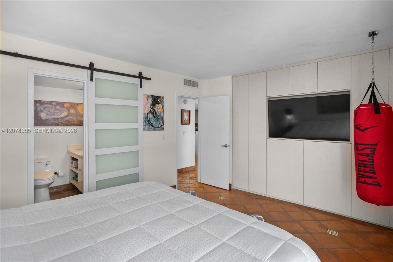 2350 NE 135th Street