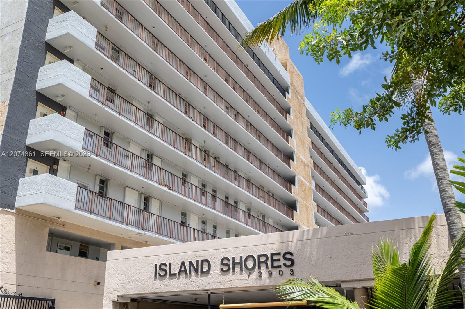 2903 N Miami Beach Boulevard