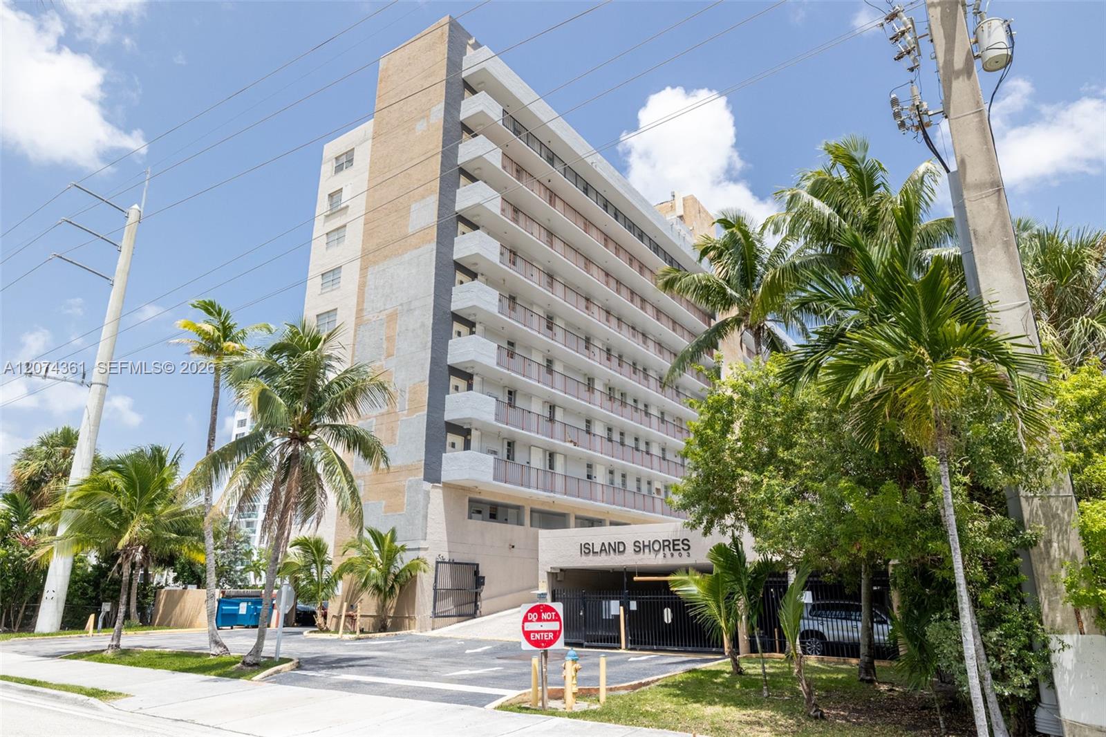 2903 N Miami Beach Boulevard